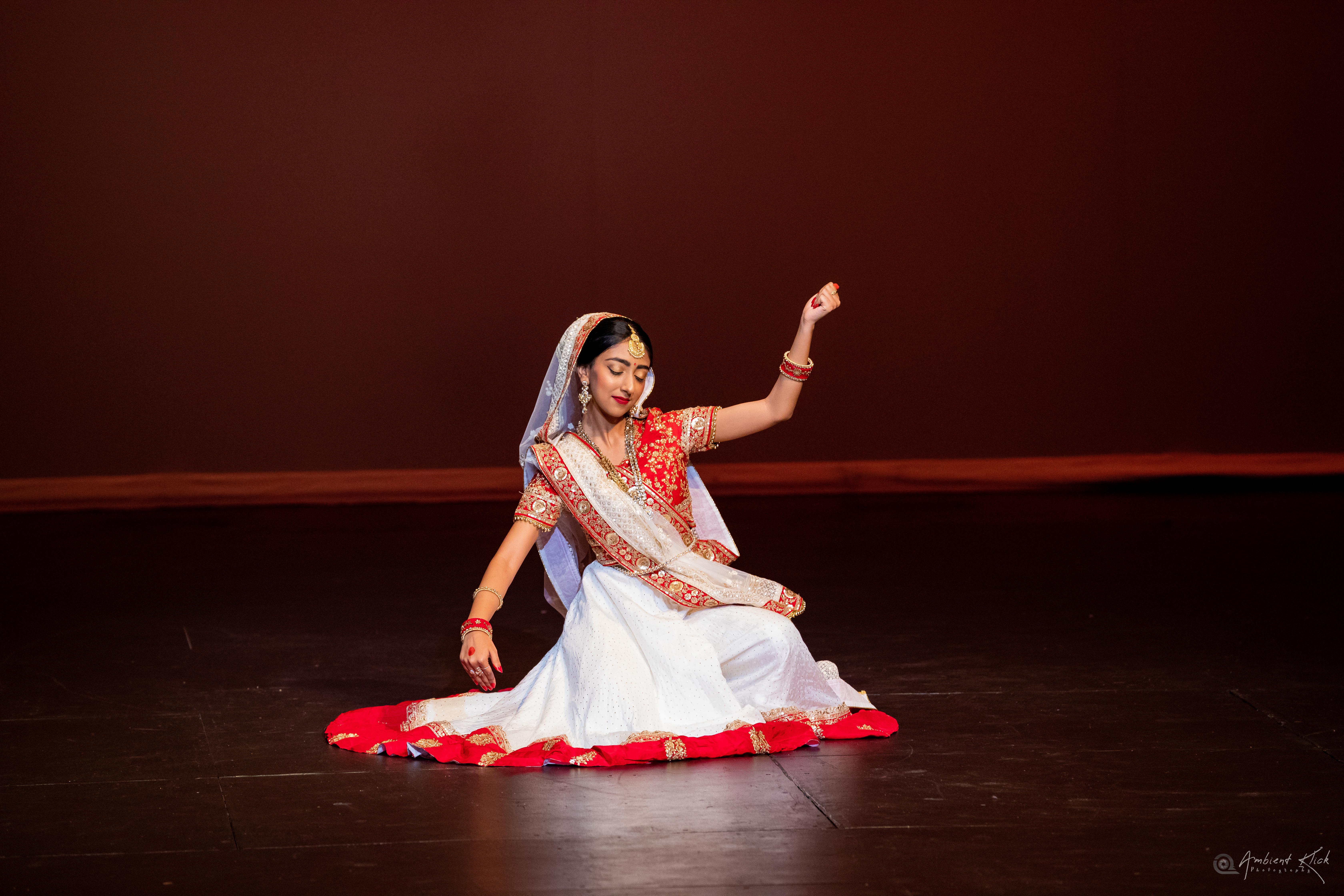 Thea's Rangmanch Pravesh