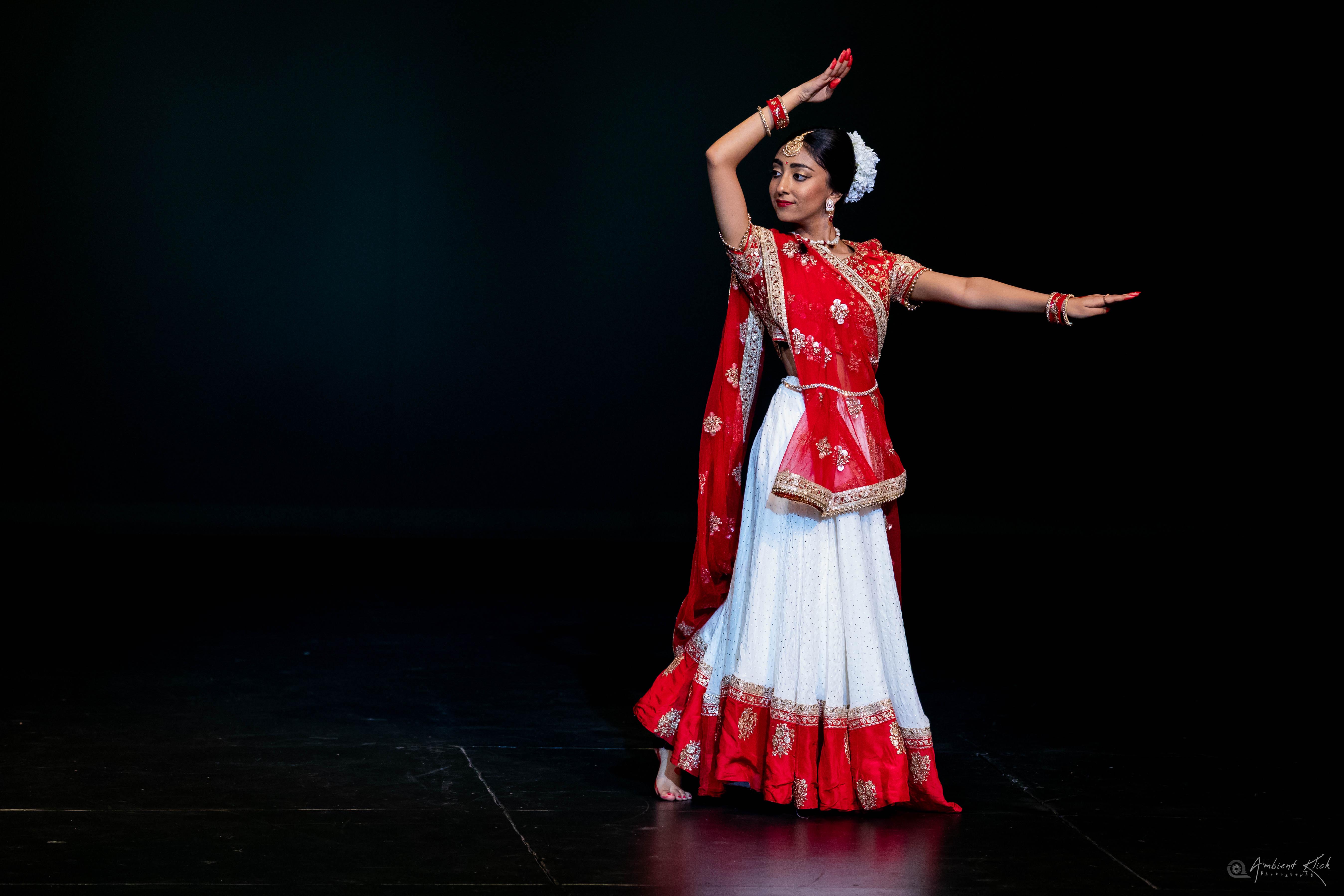 Thea's Rangmanch Pravesh