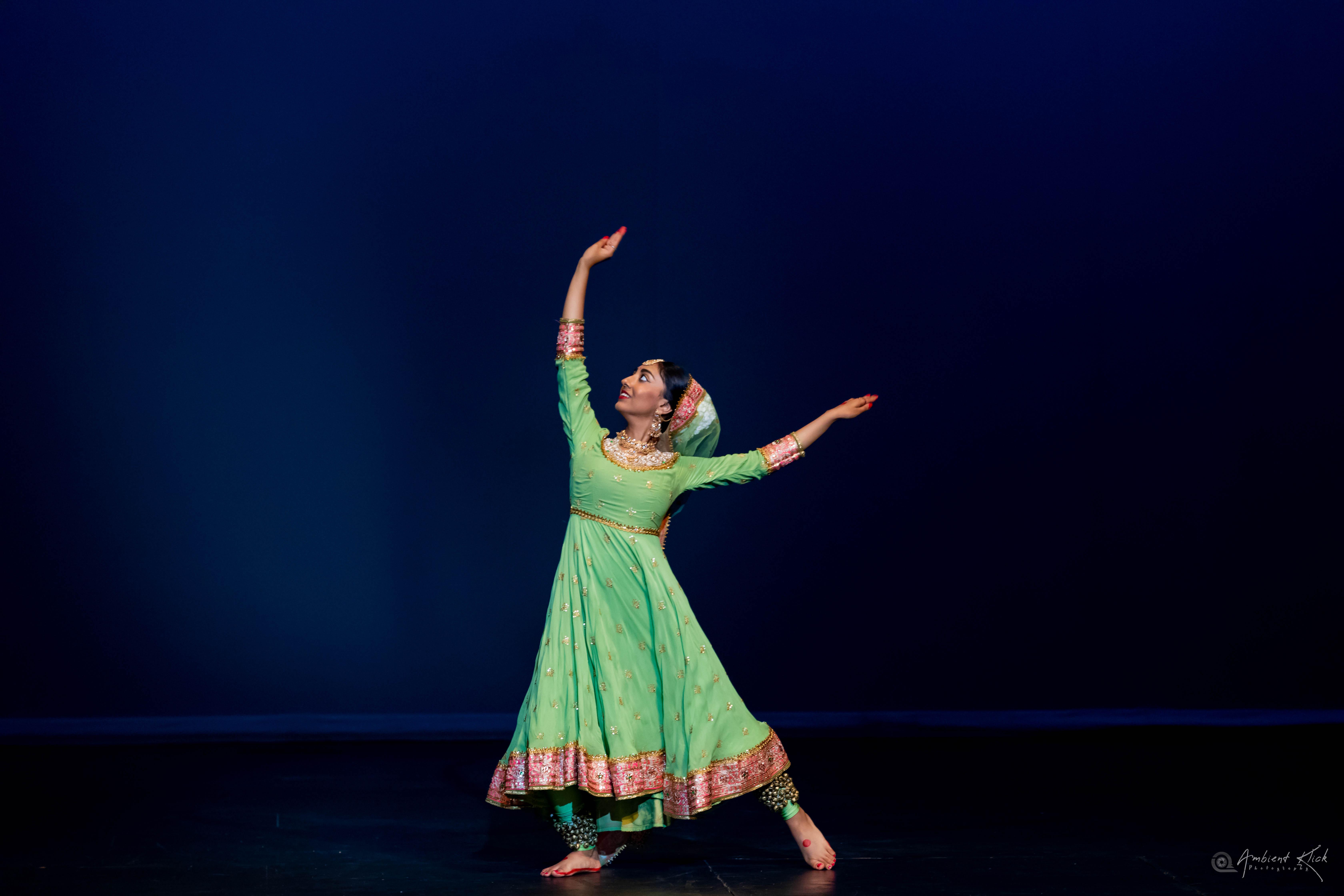 Thea's Rangmanch Pravesh